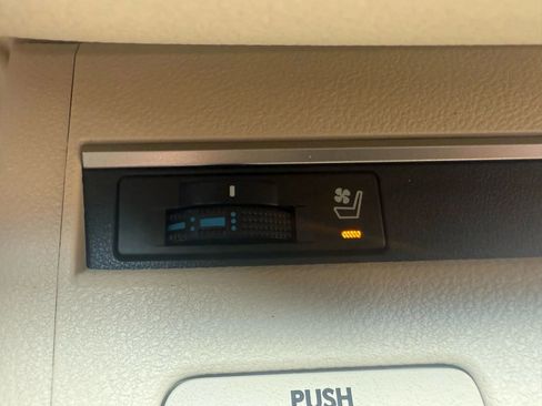 Used 2015 Lexus ES 350 w/ Premium Package FWD image 21