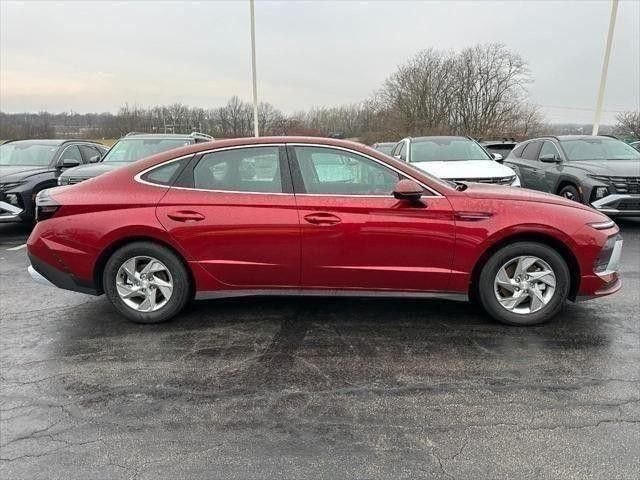Certified 2026 Hyundai Sonata SE FWD image 2