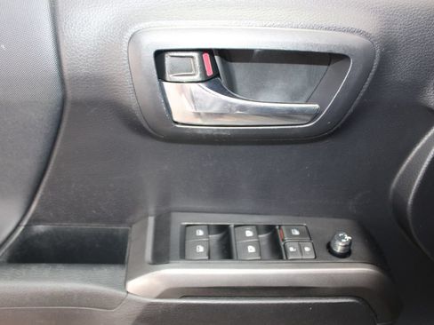 Certified 2020 Toyota Tacoma TRD Pro AWD/4WD image 21