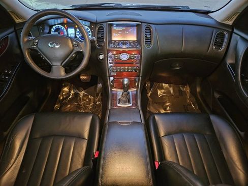 Used 2017 INFINITI QX50 2WD w/ Premium Plus Package image 18