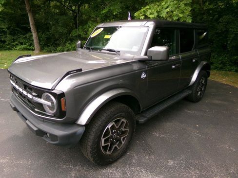 Used 2021 Ford Bronco Outer Banks AWD/4WD image 5