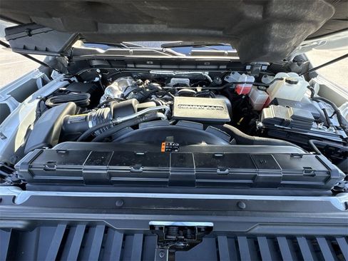 Used 2024 GMC Sierra 2500 AT4 w/ AT4 Premium Plus Package image 26