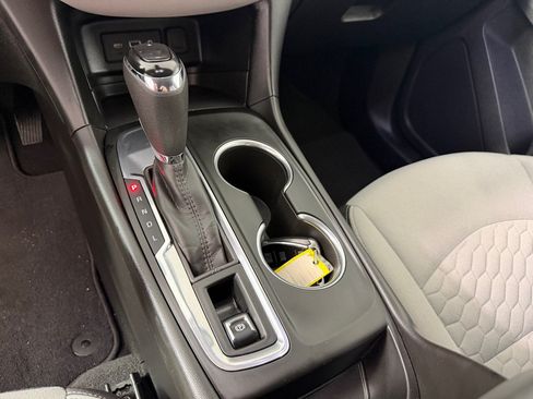 Used 2021 Chevrolet Equinox LT FWD image 17
