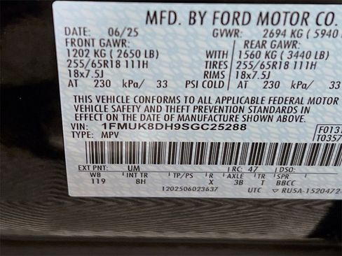 Used 2025 Ford Explorer Active image 33
