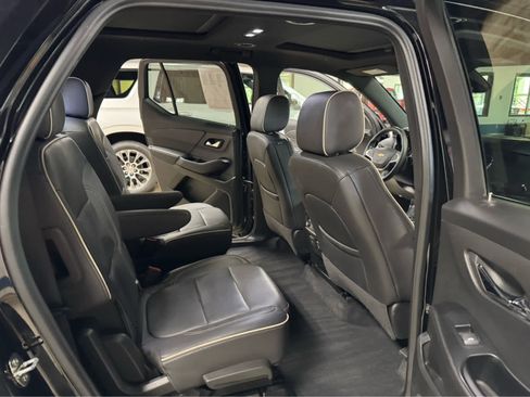 Certified 2023 Chevrolet Traverse Premier w/ LPO, Floor Liner Package image 11