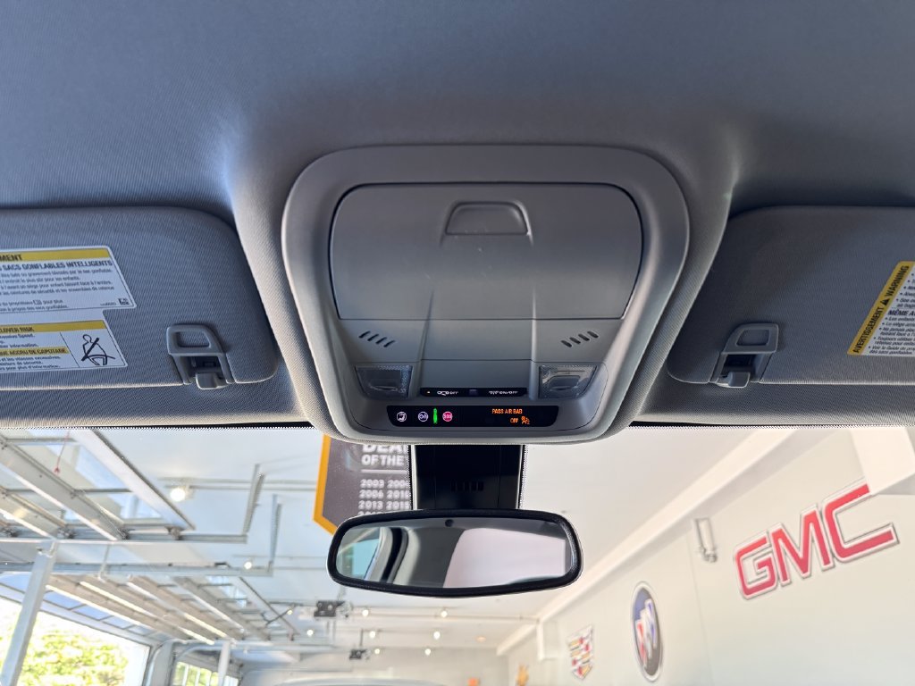 Certified 2023 GMC Terrain SLE w/ Elevation Edition AWD/4WD image 25
