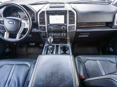 Used 2017 Ford F150 Platinum w/ Equipment Group 701A Luxury image 15