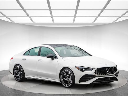 Certified 2025 Mercedes-Benz CLA 35 AMG 4MATIC image 5