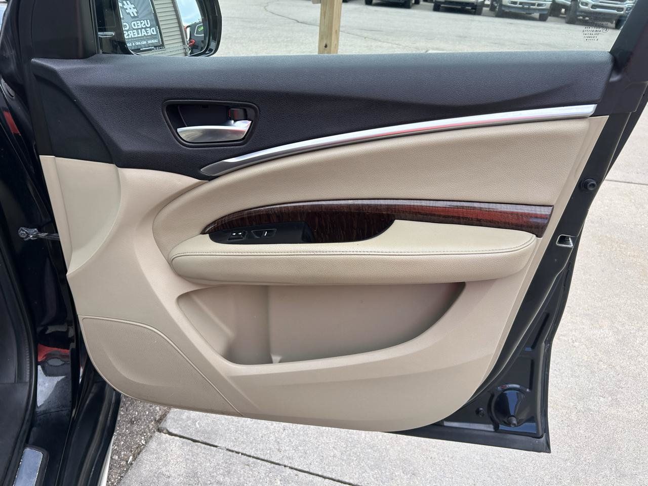 Used 2017 Acura MDX SH-AWD image 17
