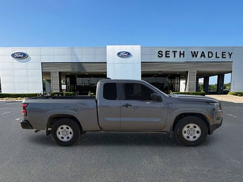 Used 2023 Nissan Frontier S w/ Technology Package image 8