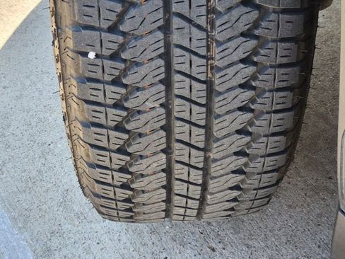 Used 2024 GMC Sierra 1500 SLT image 11