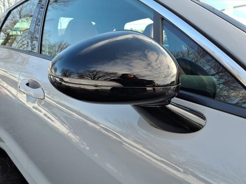 Used 2023 Kia K5 GT-Line image 8