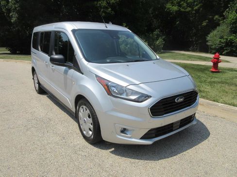Used 2022 Ford Transit Connect XLT FWD image 26