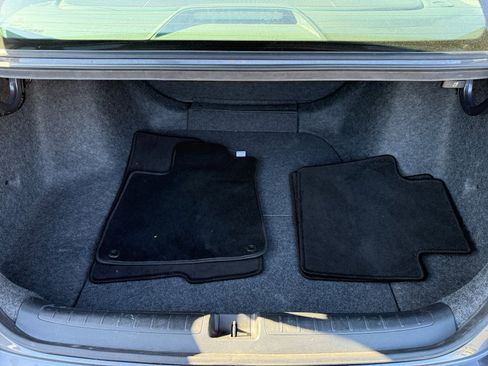 Used 2019 Honda Accord LX image 17