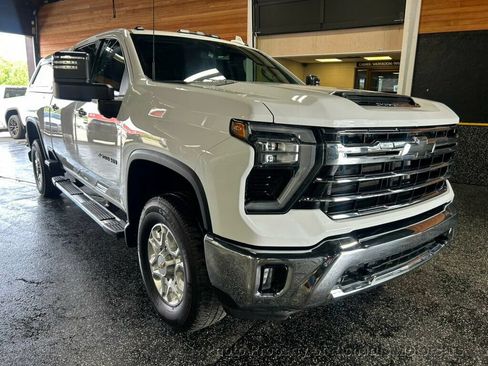 Used 2024 Chevrolet Silverado 2500 LTZ w/ LPO, Dark Essentials Package AWD/4WD image 8