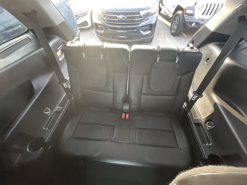 Used 2021 Ford Explorer Limited w/ Hybrid Equipment Group 310A image 40