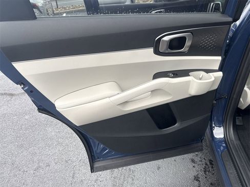 New 2025 Kia Sorento S image 25