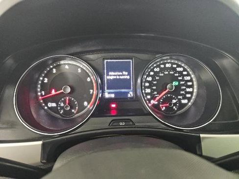 Used 2021 Volkswagen Atlas SE image 17