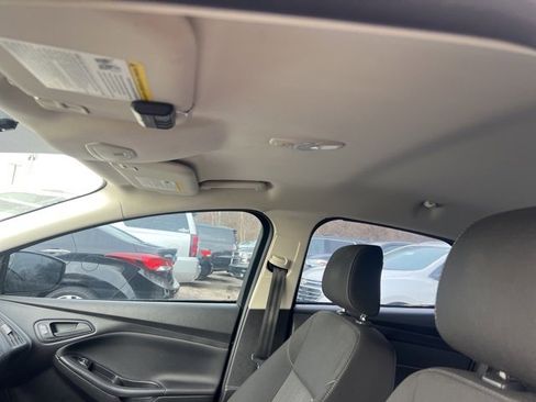 Used 2018 Ford Focus S image 10
