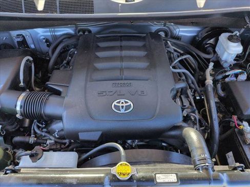 Used 2013 Toyota Tundra 2WD CrewMax w/ Tow Pkg image 21