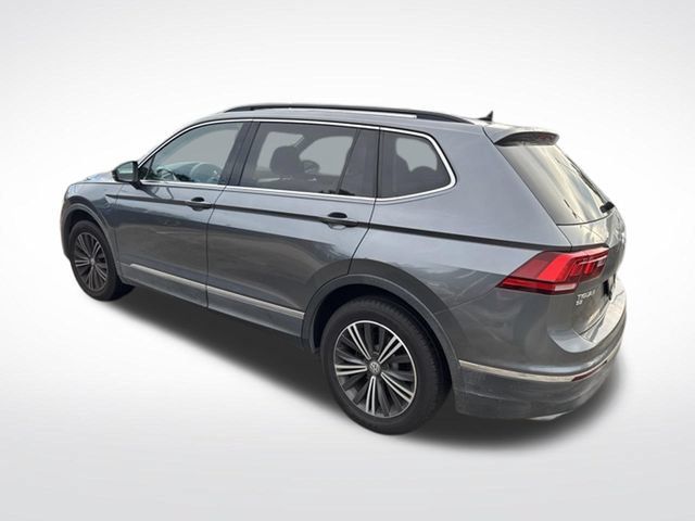 Used 2018 Volkswagen Tiguan SE w/ 18" Alloy Wheels Package FWD image 5