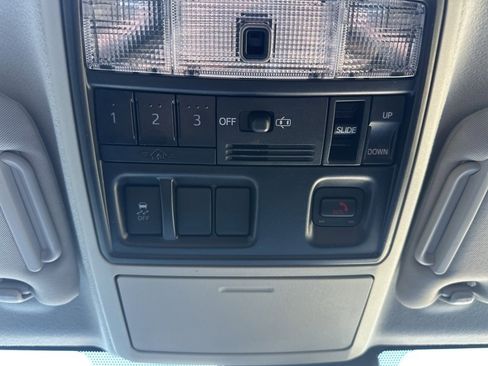 Used 2020 Toyota 4Runner Limited image 75