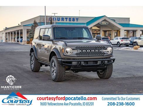 New 2025 Ford Bronco Badlands AWD/4WD image 8