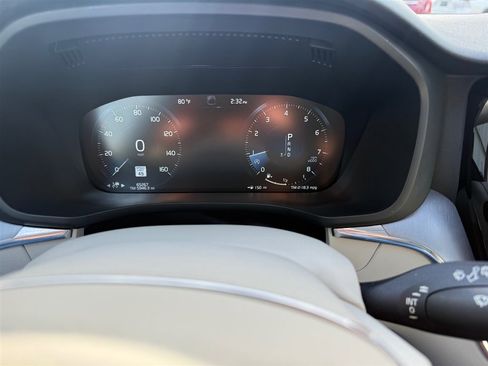 Used 2021 Volvo XC60 T5 Momentum w/ Advanced Package image 16