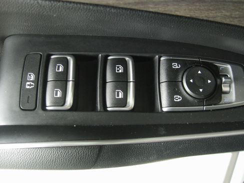 Used 2023 Kia Sorento X-Line EX image 11