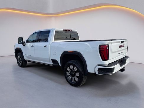 Used 2024 GMC Sierra 2500 Denali w/ Denali Reserve Package image 5