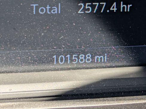 Used 2019 GMC Sierra 1500 Elevation w/ Elevation Value Package image 9