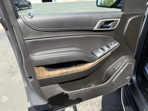 Used 2018 GMC Yukon Denali w/ Open Road Package AWD/4WD image 22