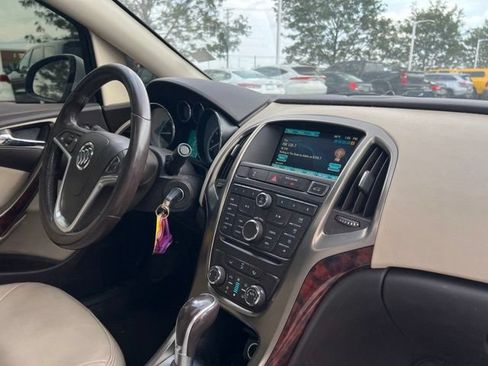 Used 2013 Buick Verano FWD image 31
