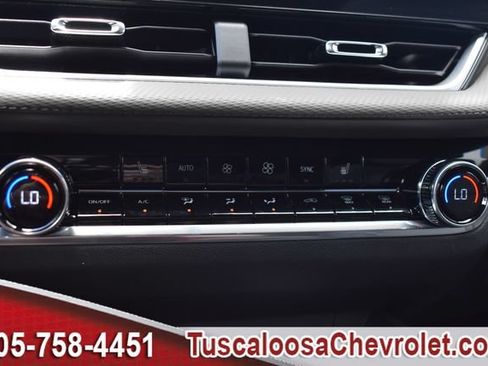 New 2026 Chevrolet Equinox LT w/ Convenience Package II FWD image 30