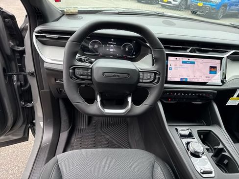 New 2026 Jeep Cherokee Laredo AWD/4WD image 17