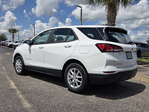 Certified 2024 Chevrolet Equinox LS w/ Driver Confidence II Package FWD image 5