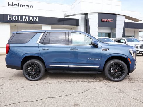 New 2026 GMC Yukon Elevation w/ Elevation Premium Package AWD/4WD image 2