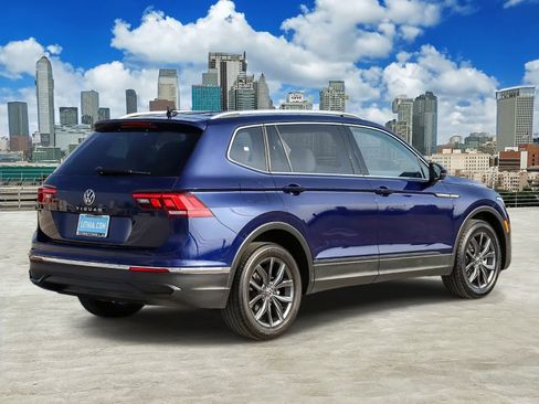 Certified 2023 Volkswagen Tiguan SE FWD image 4