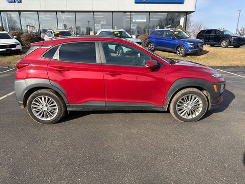Used 2020 Hyundai Kona SEL Plus image 2