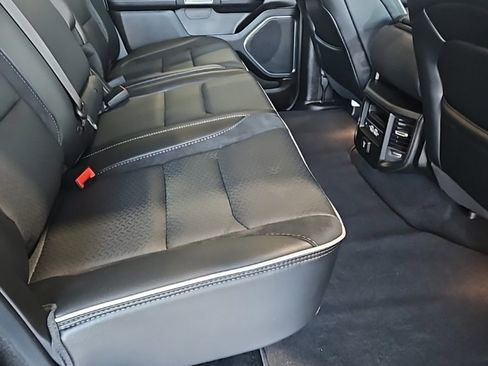 Used 2025 RAM 1500 Laramie image 18