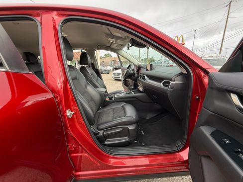 Used 2019 MAZDA CX-5 Touring image 41