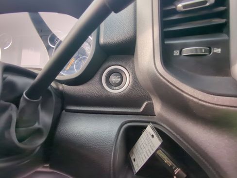 Used 2020 RAM 5500 Tradesman image 18