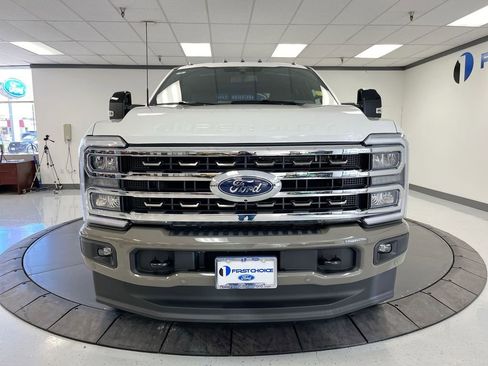 New 2026 Ford F350 4x4 Crew Cab Super Duty image 3