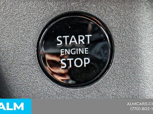 Used 2025 Nissan Rogue SV image 37