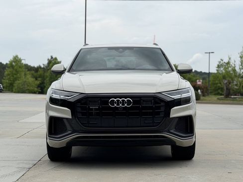 Used 2022 Audi Q8 Premium Plus AWD/4WD image 2