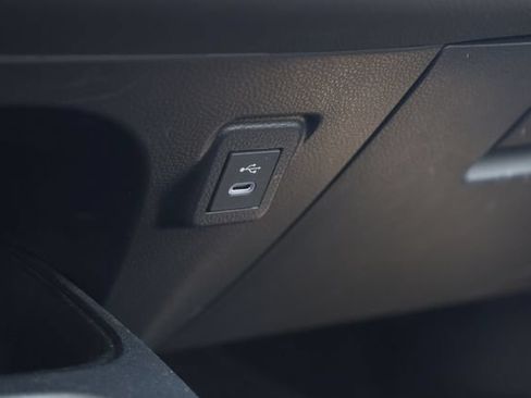 Used 2025 Toyota Corolla LE FWD image 19