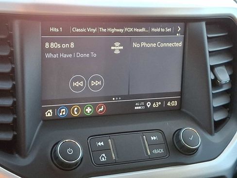 Used 2021 GMC Acadia SLE w/ Driver Convenience Package image 18