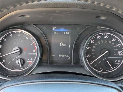 Used 2024 Toyota Camry SE FWD image 11