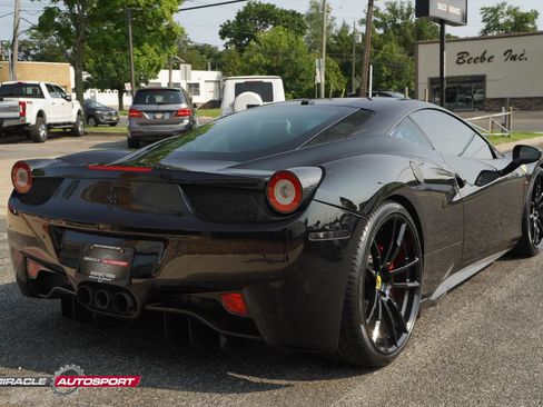 Used 2011 Ferrari 458 Italia Coupe RWD image 7