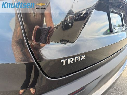 Used 2024 Chevrolet Trax ACTIV w/ Driver Confidence Package FWD image 10